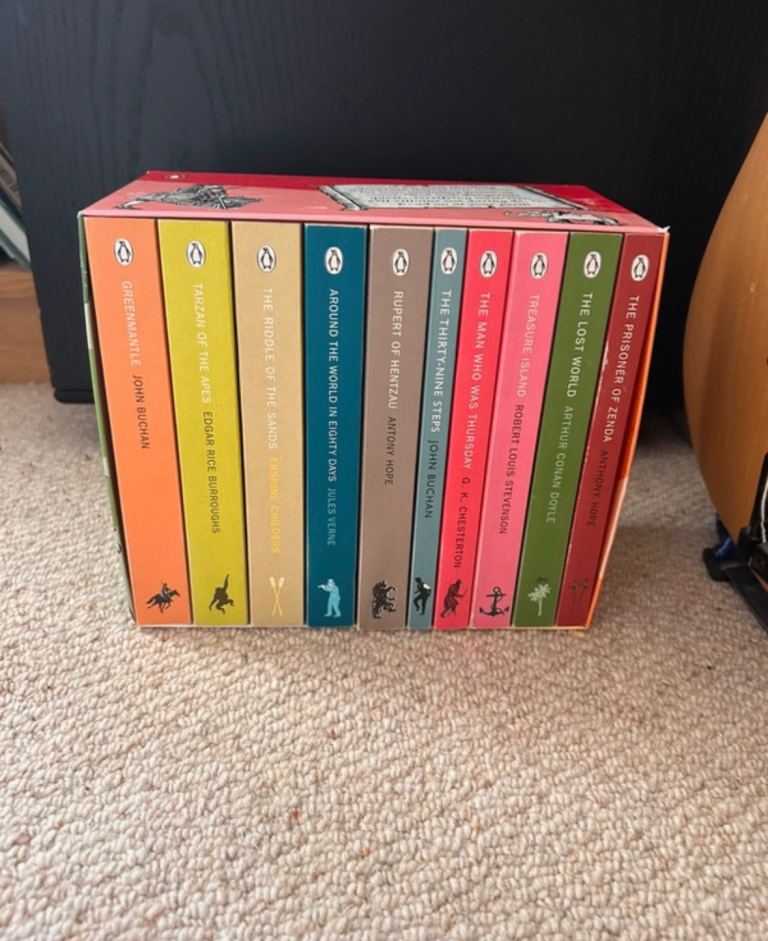 Perfect gift! Penguin book set-Boys adventures