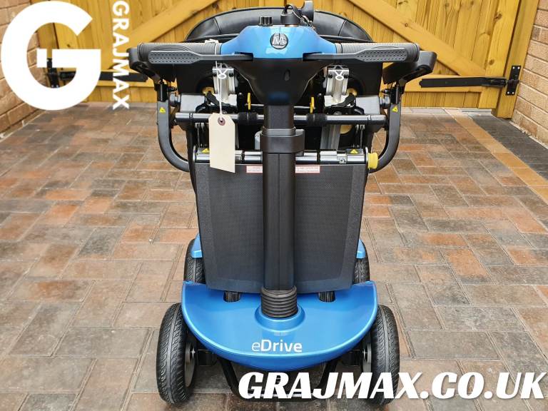 AUTOMATIC LIGHTWEIGHT FOLDING MOBILITY SCOOTER