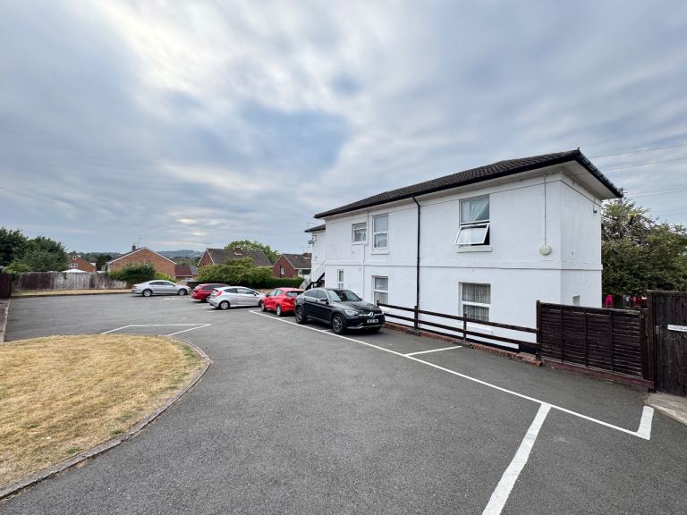 ONE/Studio Flat In Kidderminster ALL BILLS INCLUDED