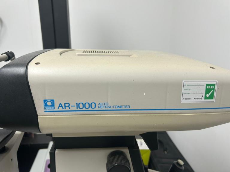 Nidek AR-1000 Auto Refractometer - Good Working Order