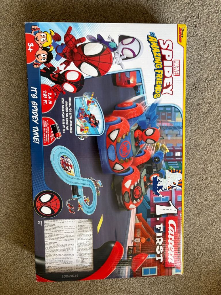 Spider man and amazing carrera first track