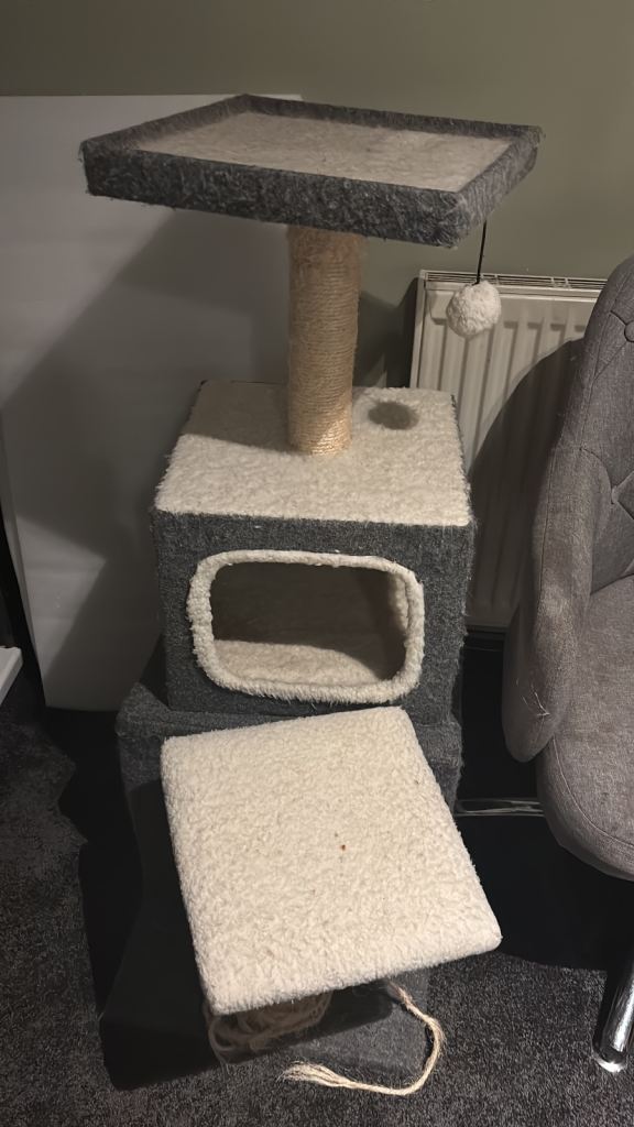 Cat or kitten tower 