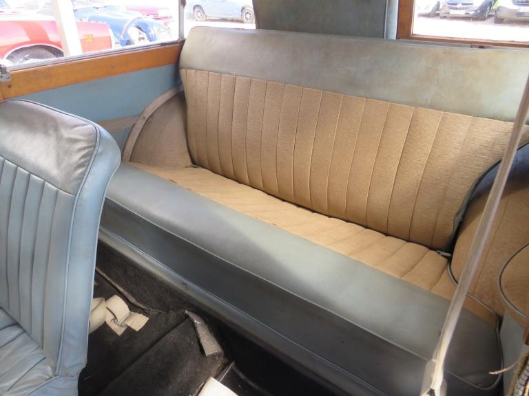 1963 Morris 1100 Traveller winter project Estate Petrol Manual