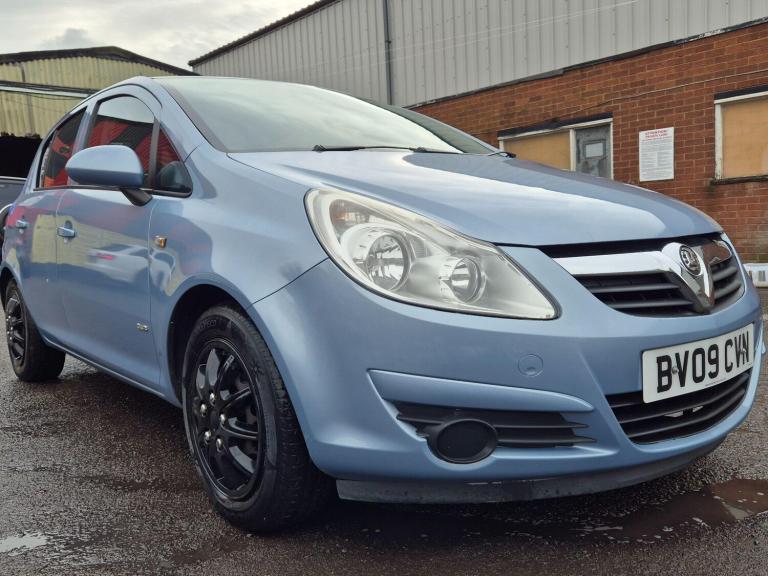  Vauxhall Corsa 1.4i 16v Club 5dr Petrol Automatic