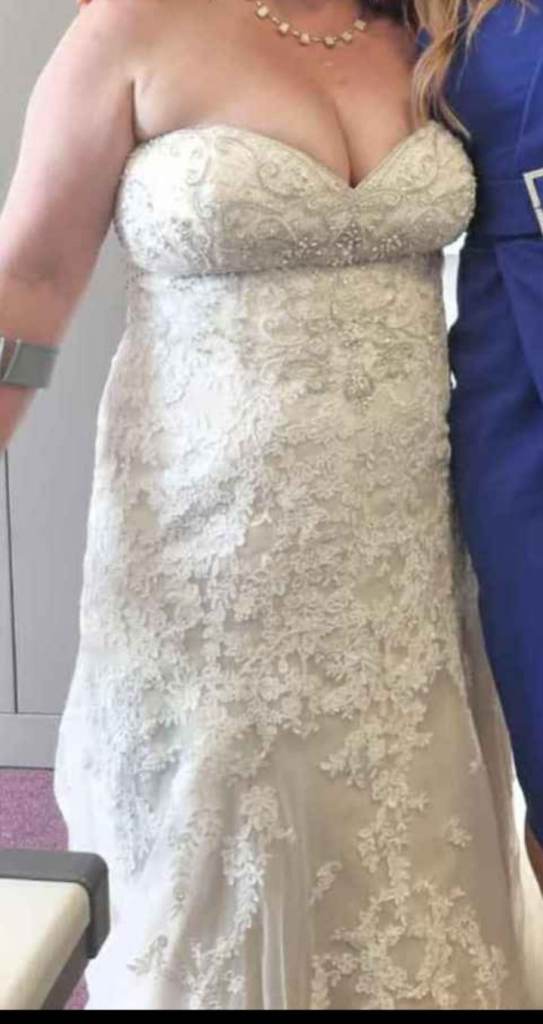 Essence of Australia Wedding Dress..