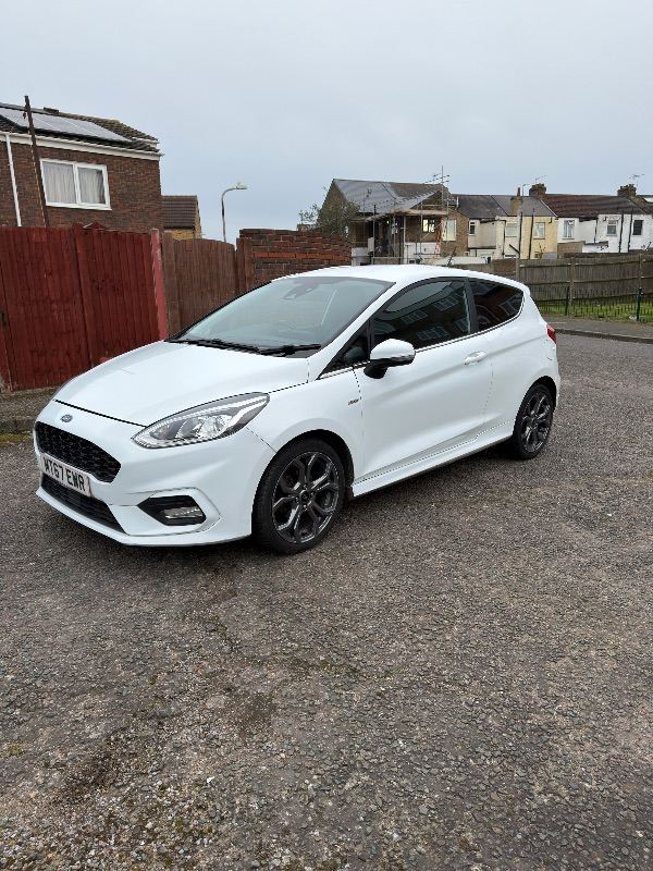 Ford, FIESTA, Hatchback, 2017, Manual, 1084 (cc), 3 doors