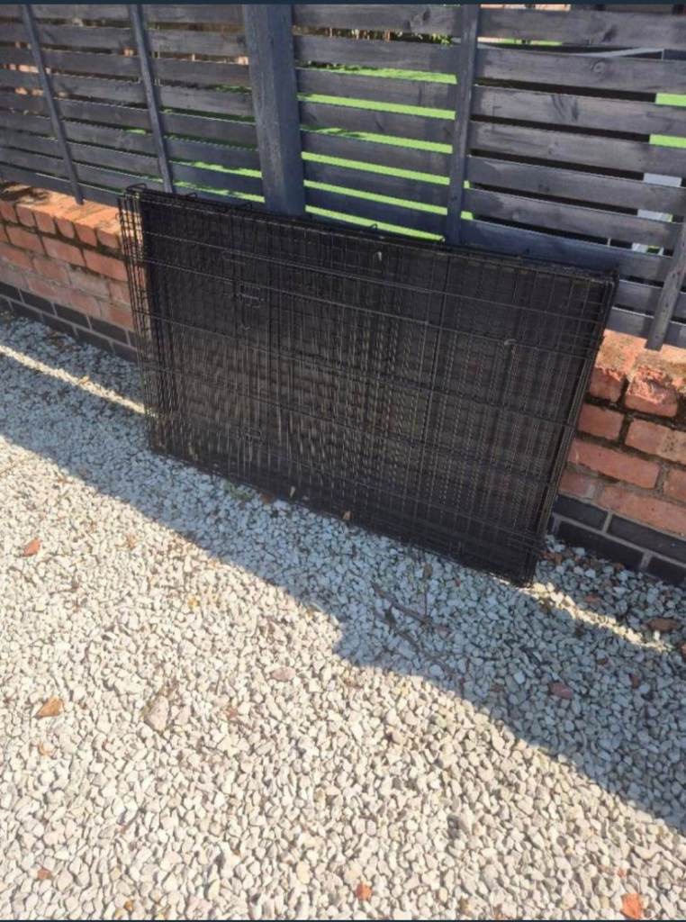 Dog crate