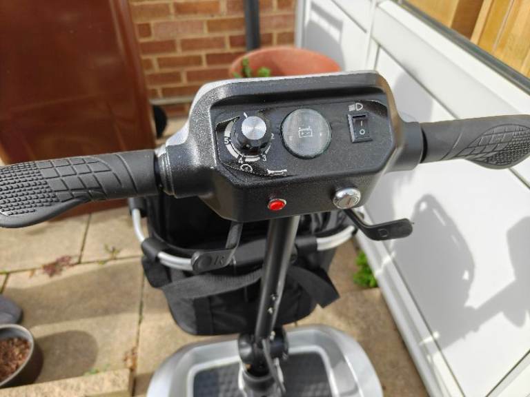 Mobility scooter 