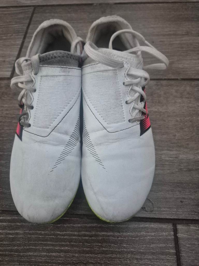 New Balance Furon Football boots