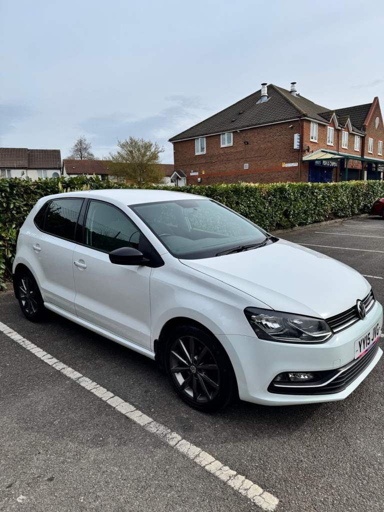 2015 Volkswagen polo 1.0 60 se design hatchback