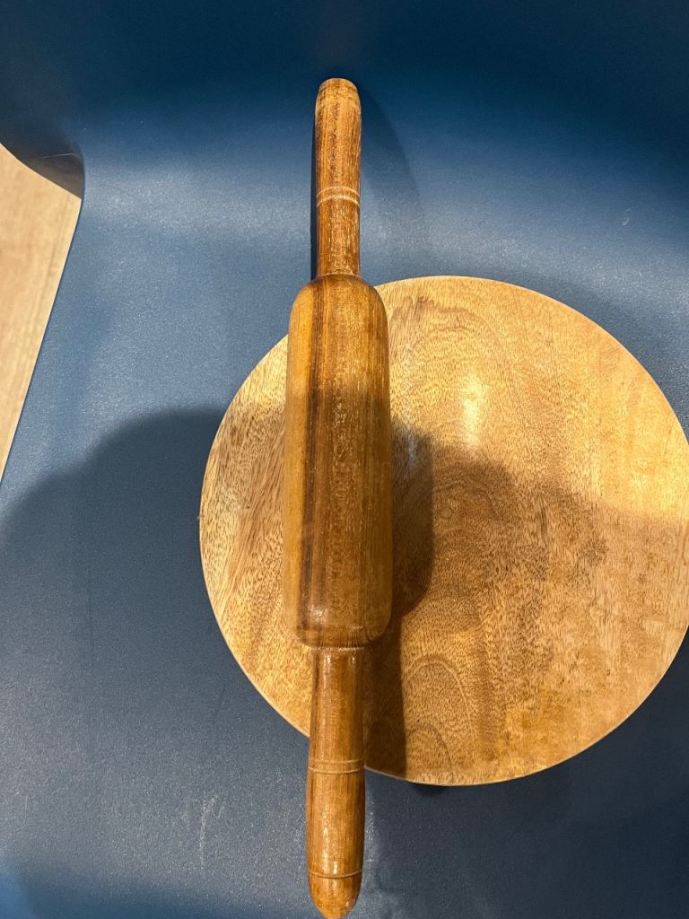 Wooden Rolling Pin and Board Set – Good Condition