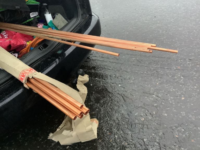 Copper pipe 2meter lengths unused 15 and22 mm
