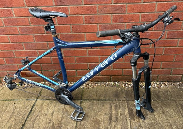 Men’s Carrera hellcat 29er mountain bike 