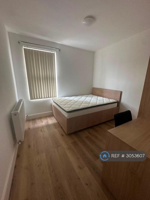 1 bedroom in Diamond Road, Slough, SL1 (#3053607)