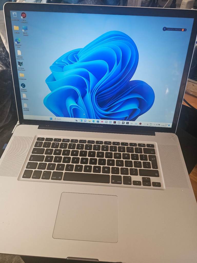 Apple MacBook Pro 2.80GHz 17inch