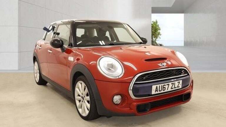 MINI HATCH 2.0 Cooper SD Euro 6 (s/s) 5dr (red) 2017