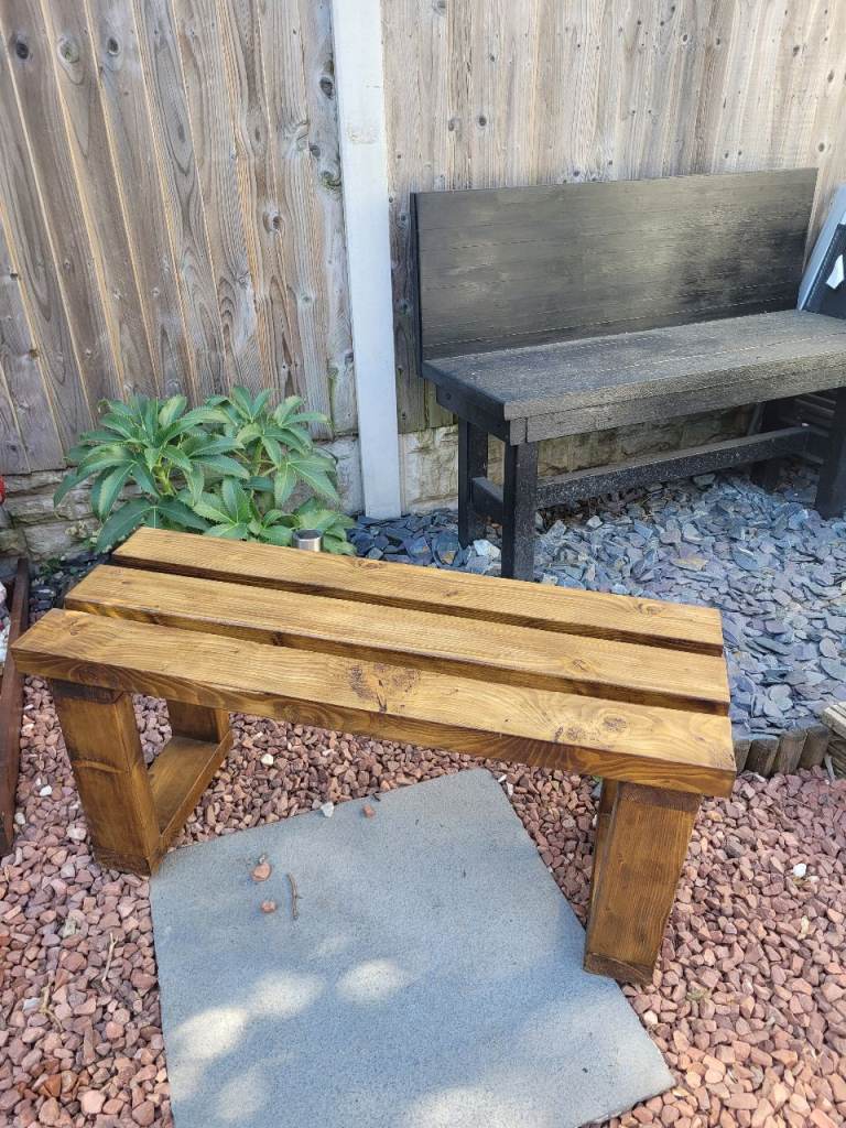 Garden bench 