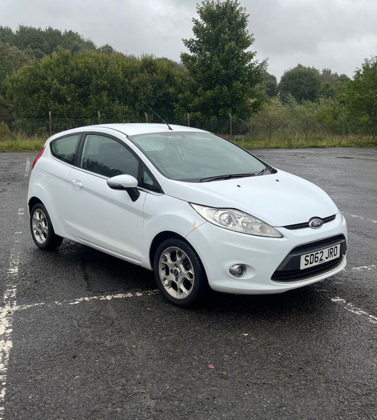 Ford, FIESTA, Hatchback, 2012, Manual, 1242 (cc), 3 doors