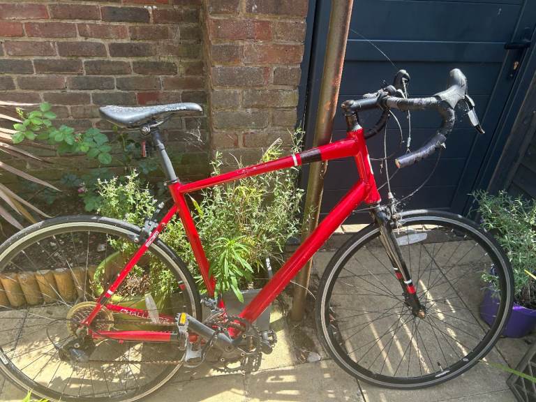 Challenge Road Bike – Lightweight Aluminium Frame – 14 Speed