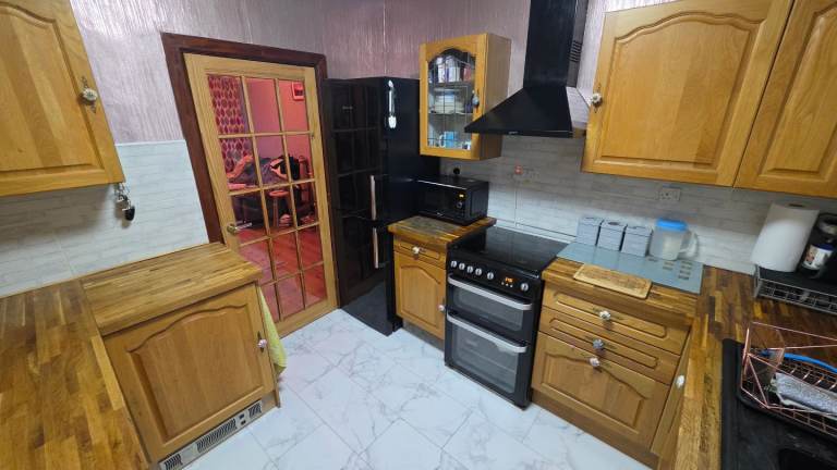 For sale, NO CHAIN FLAT - Banklands in Newburgh