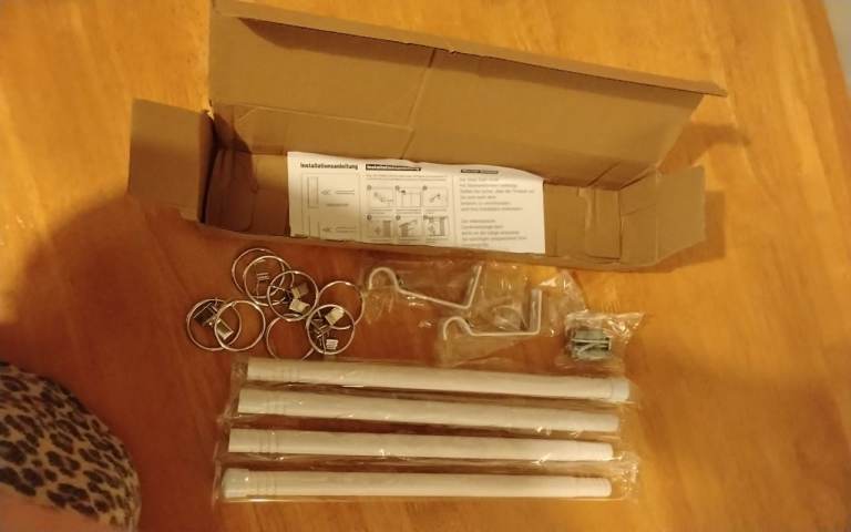 Curtain pole