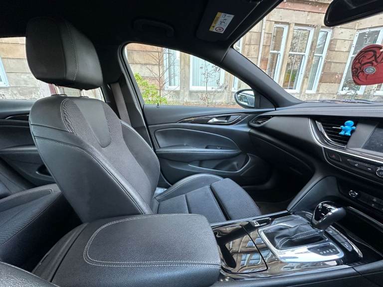 Vauxhall Insignia 1.5T SRi VX-Line Nav 5dr