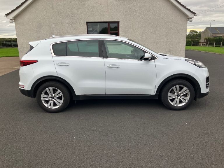 Kia, SPORTAGE, Estate, 2017, Manual, 1685 (cc), 5 doors