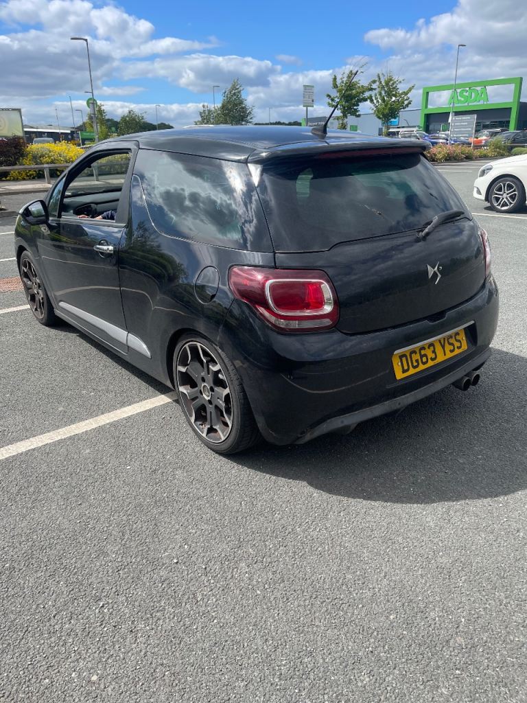 Citroen, DS3, Hatchback, 2013, Manual, 1598 (cc), 3 doors
