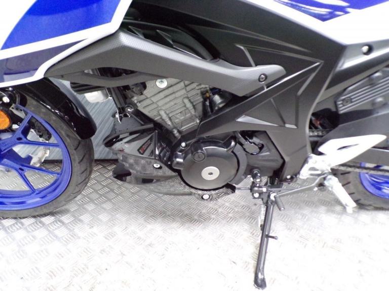 2025 SUZUKI GSX-S 125CC WITH LOW MILEAGE & LOWERING KIT