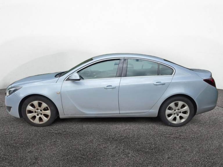 Vauxhall, INSIGNIA, Saloon, 2017, Manual, 1598 (cc), 4 doors