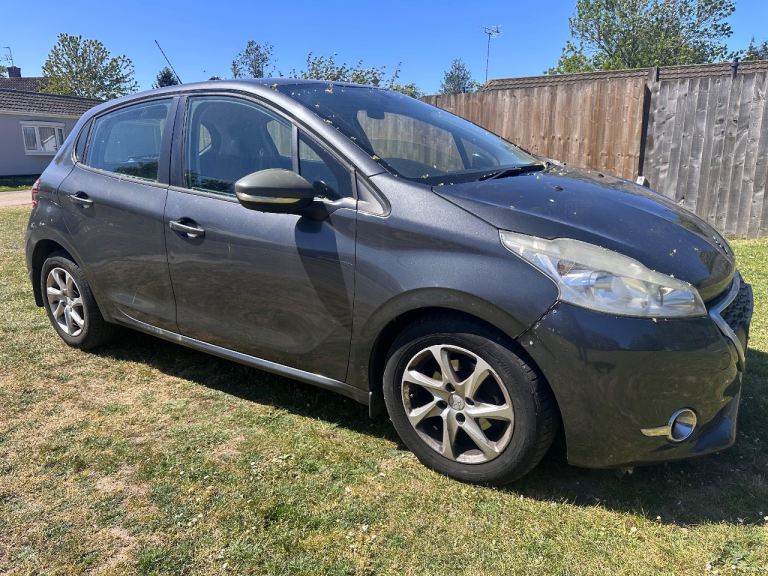 2013 Peugeot 208