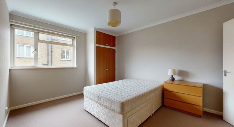 🏡 Furnished Double Room | Canary Wharf (E14) | £840 PCM | Available Now