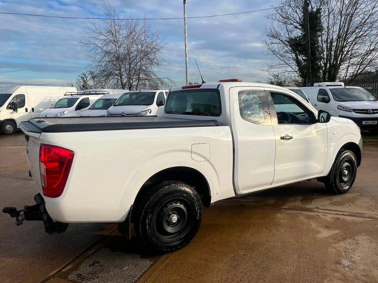 2018 Nissan Navara 2.3 dCi Visia King Pickup Extended Cab 4dr Diesel Manual 4WD Euro 6 (s/s) ( Pi...