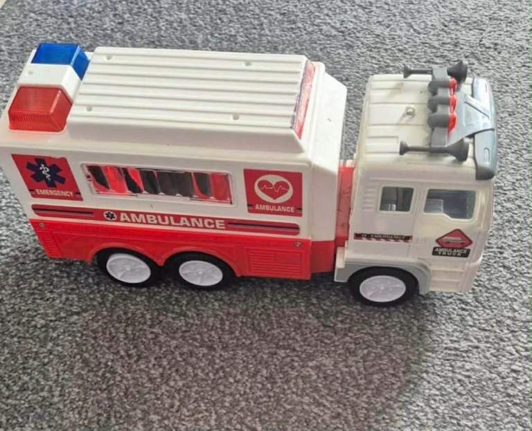 Children Toy Vehicle: Van Ambulance 