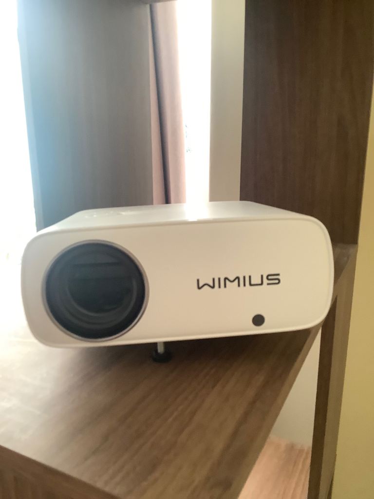 Wimius Home Projector