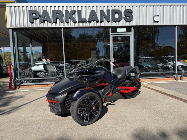 2025 Can-Am Spyder F3s 6 speed semi auto trike 