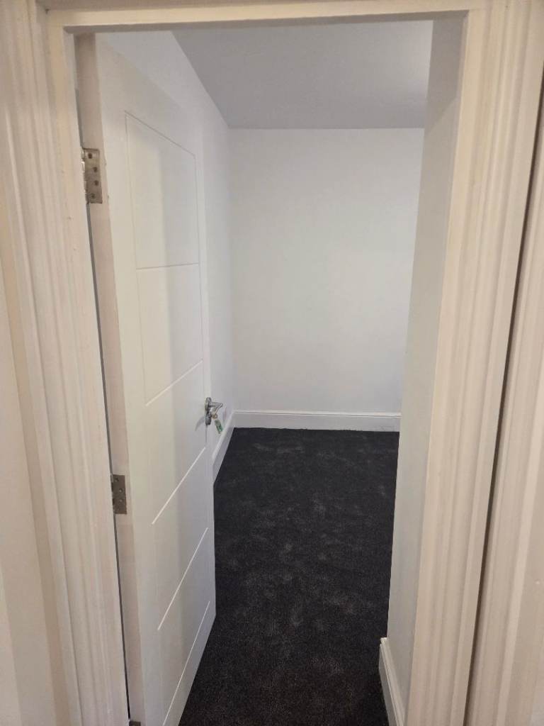 Looking for 3 bedroom house to rent 