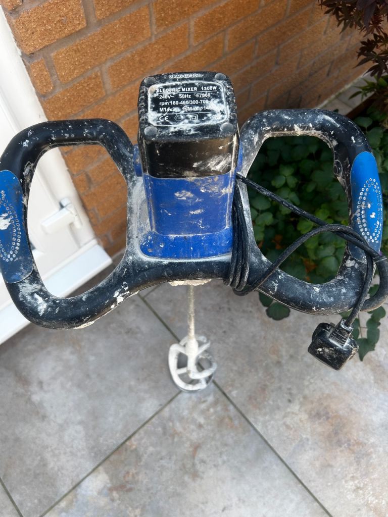 Electric Mixer 1300W – Used, Good Working Order