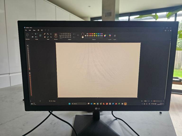 LG 22 inch LED monitor for sale