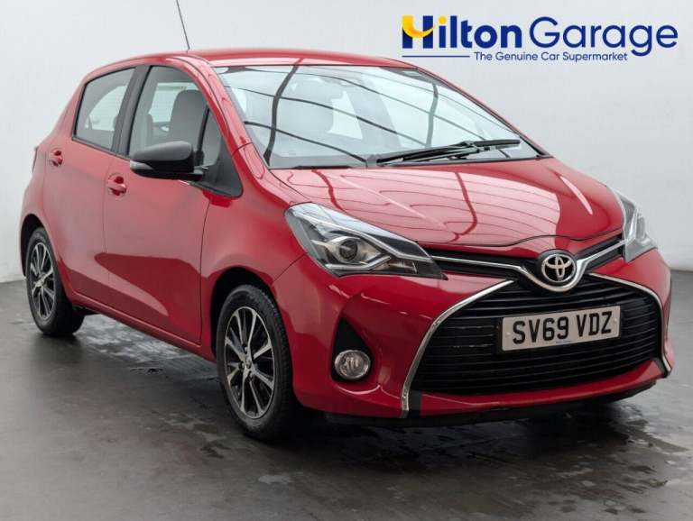 2019 Toyota Yaris 1.5 VVT-h Icon Tech Hatchback 5dr Petrol Hybrid E-CVT Euro 6 (s/s) (100 ps) HAT...