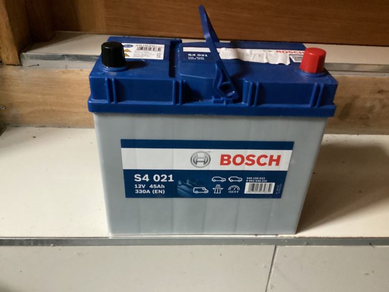 Bosch car battery 