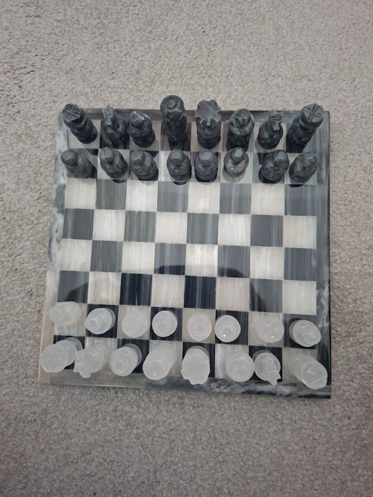 Black & White Marble Chess Set. 19cm x 19cm board