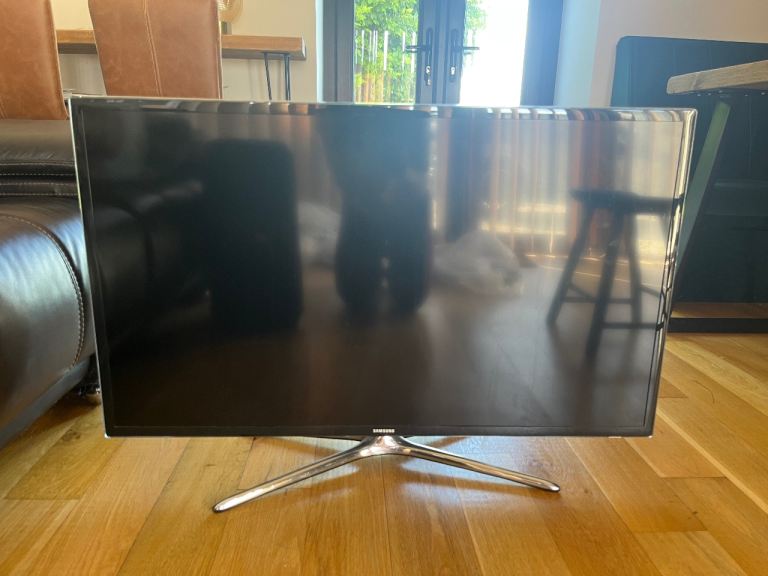 Samsung Flat Screen TV – Good Condition
