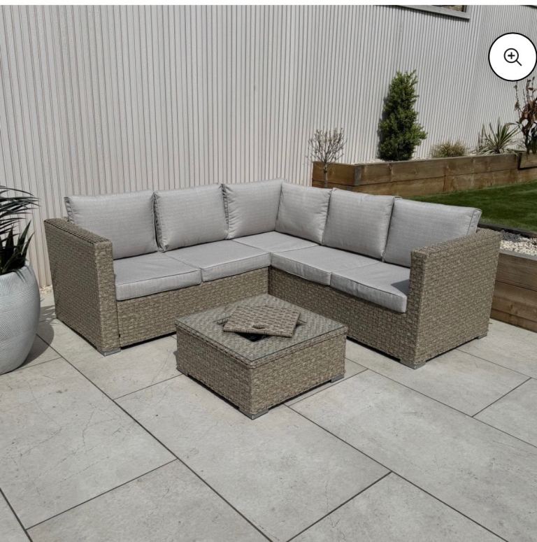 New and never used Rattan Corner Sofa Set with Drinks Cooler Table