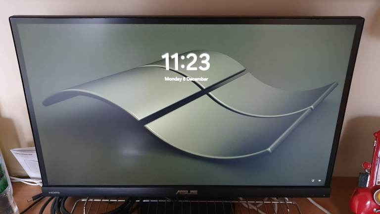 ASUS VC239H 23" FHD (1920x1080), IPS, Flicker free, Ultra-low Blue Light Monitor