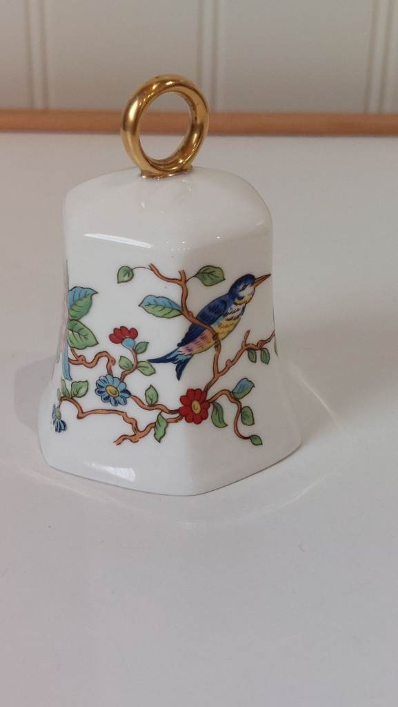 Aynsley Pembroke Fine English Bone China ring handle bell standing 8.5cms high (3 1/4inches)