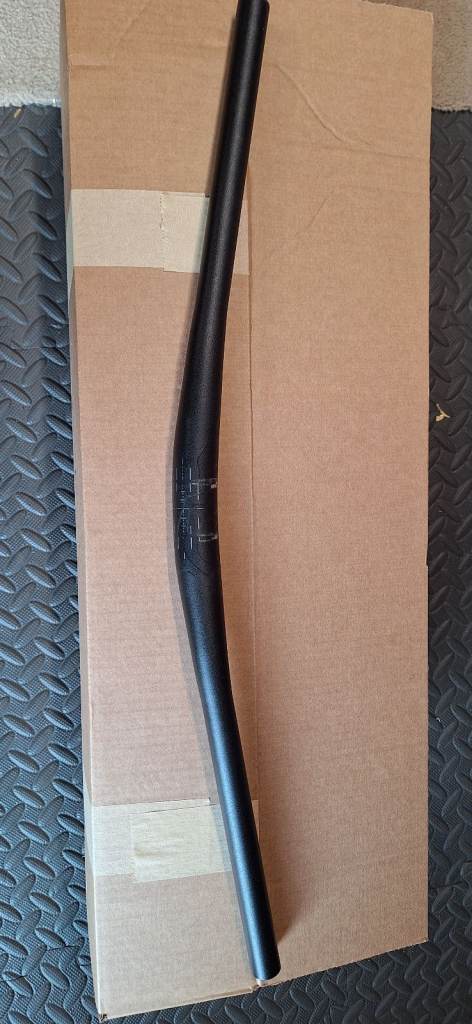 Cube handlebars for mountain bike 