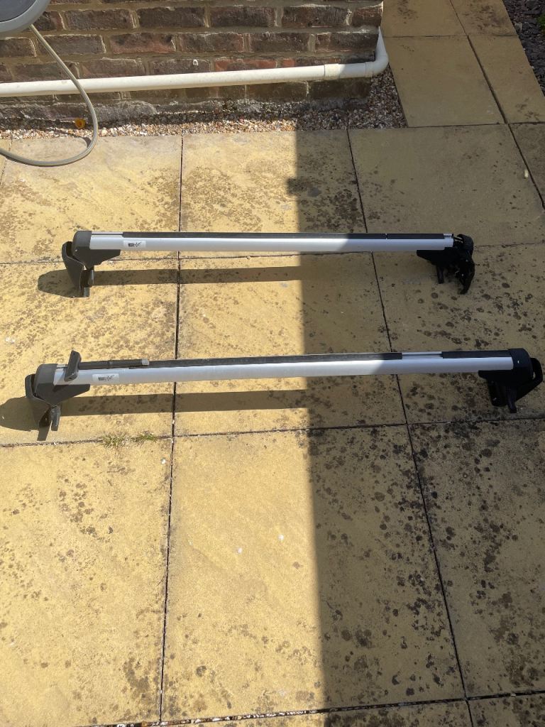 City crash : Vw Golf mk6 Roof Rack