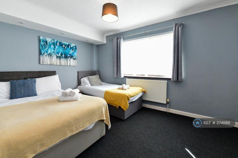 3 bedroom house in Ormsby Terrace, Port Tennant, Swansea, SA1 (3 bed) (#2741188)