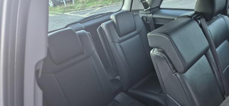 2010 Vauxhall Zafira 1.8i Elite 5dr MPV Petrol Manual